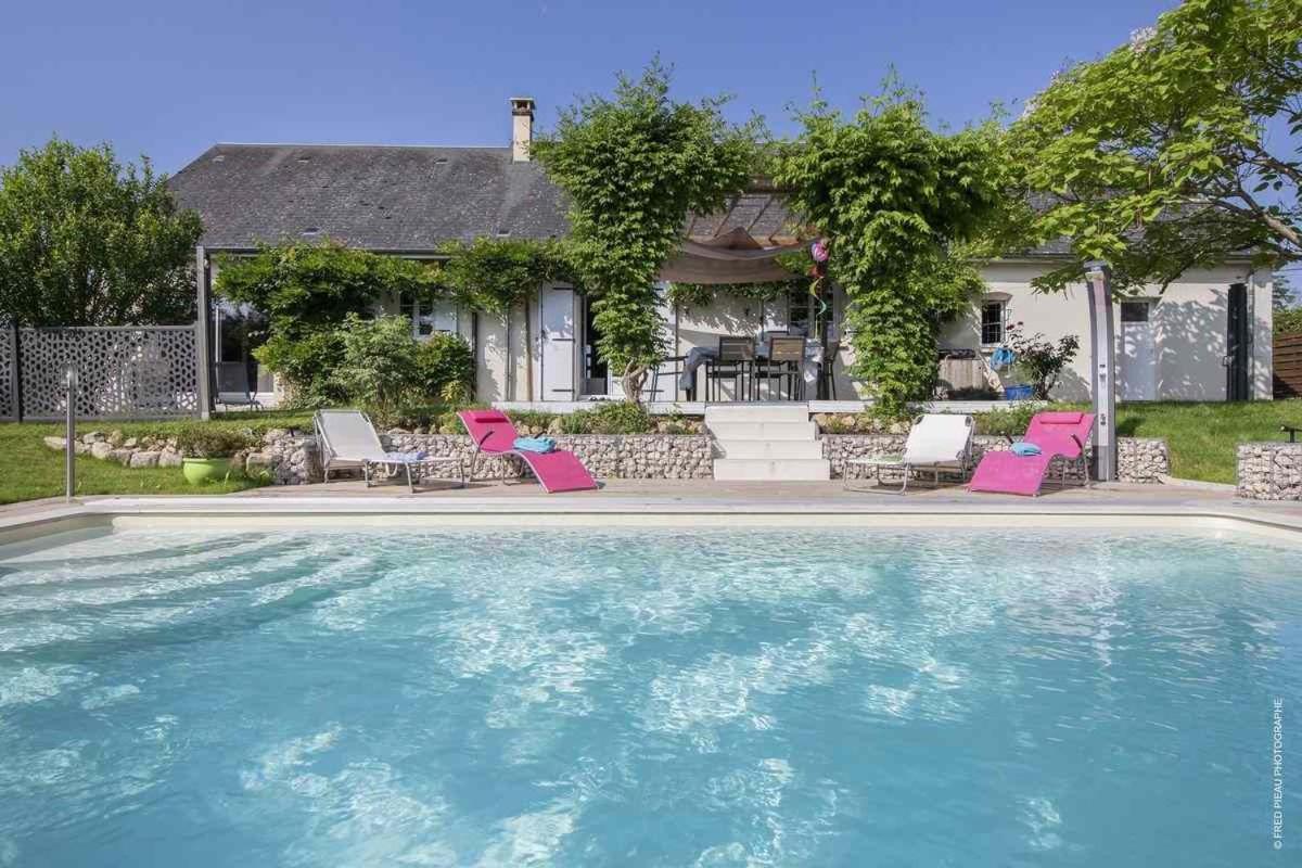 Au Coeur Du Bien-Etre, Gite Avec Piscine Chauffee Et Couverte, Spa, Sauna, Massages Monteaux Екстериор снимка